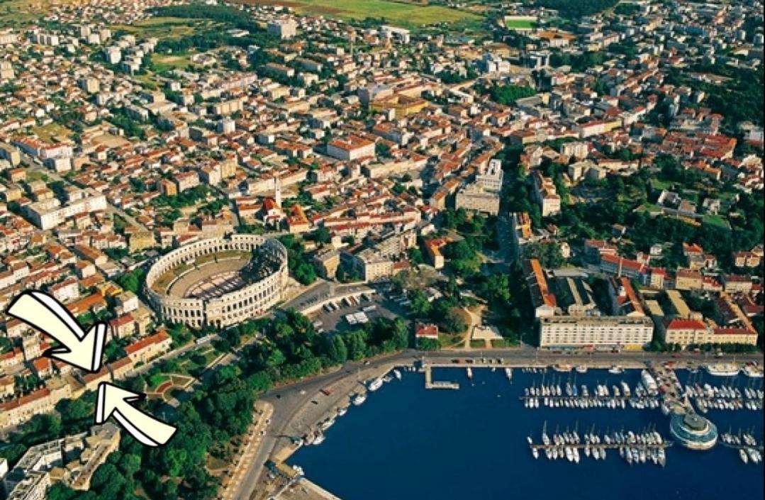 Soba Arena Hotel Pula Buitenkant foto