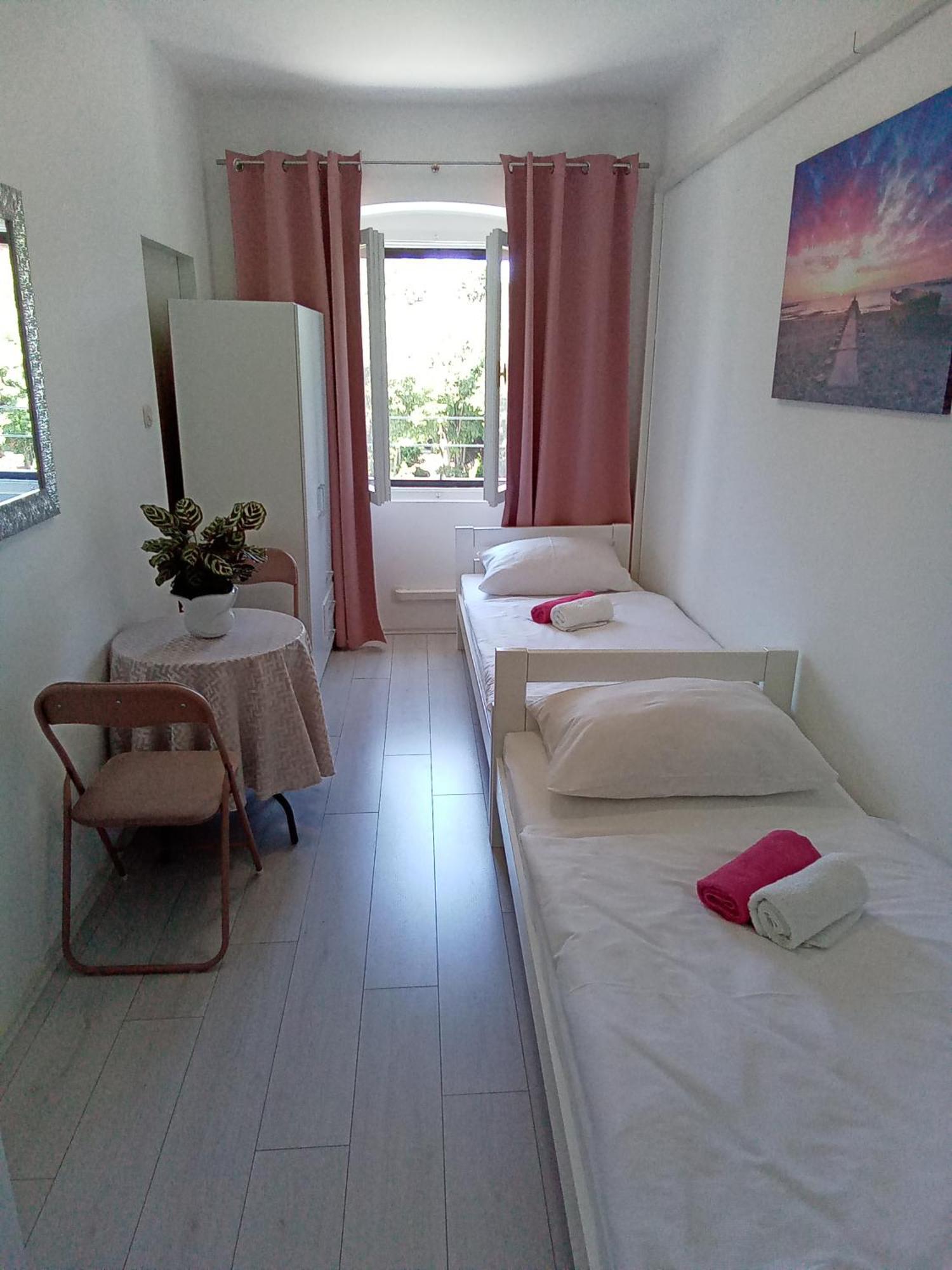 Soba Arena Hotel Pula Buitenkant foto
